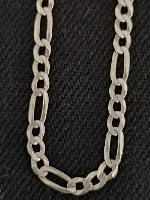 DISCOUNT!!! Silver Figaro Chain