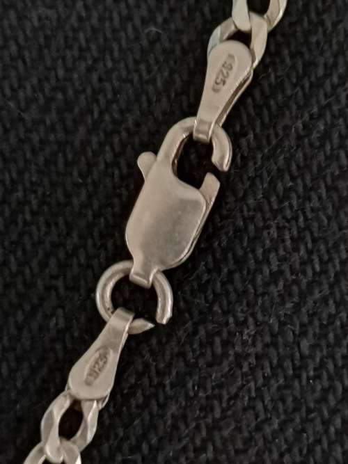 DISCOUNT!!! Silver Figaro Chain