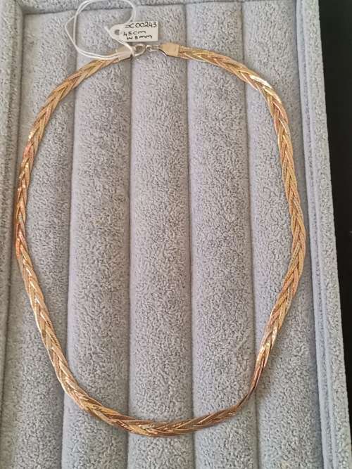 **R1 Auction** Sunning Silver Chain