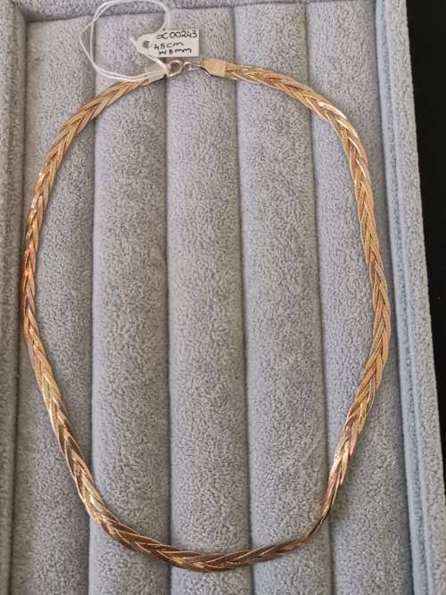 **R1 Auction** Sunning Silver Chain