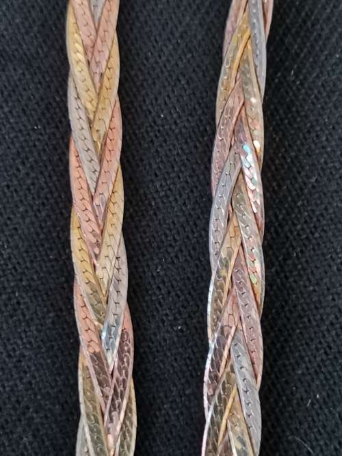 **R1 Auction** Sunning Silver Chain