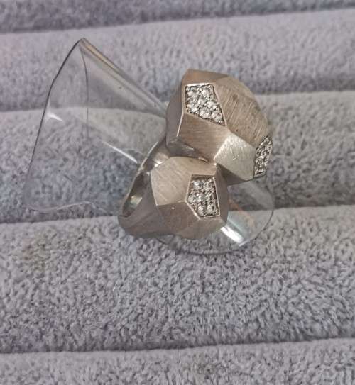 DISCOUNT!!! Unique Silver Ring