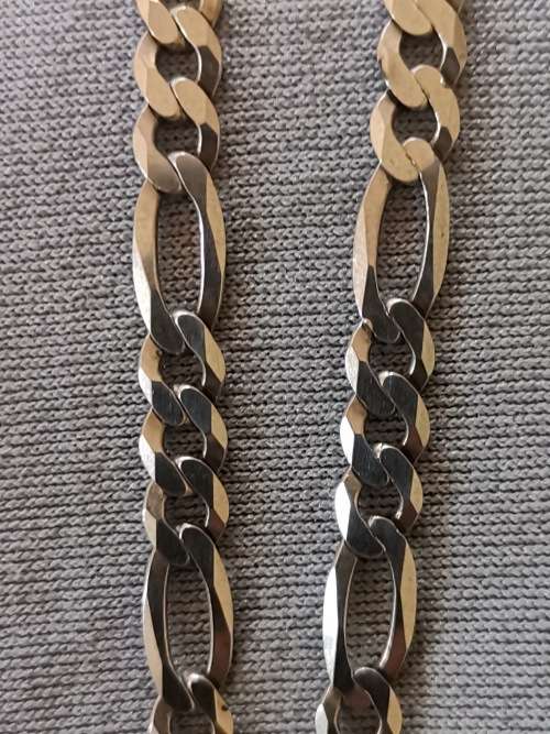 DISCOUNT!!! Silver Figaro Chain