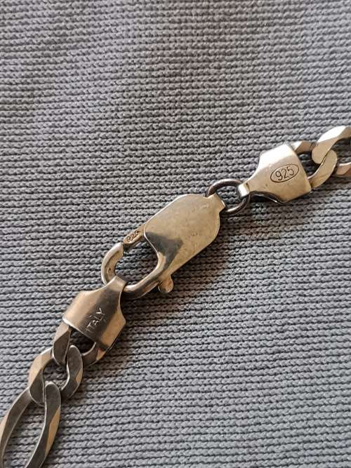 DISCOUNT!!! Silver Figaro Chain