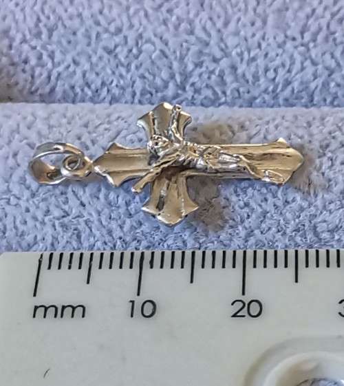 DISCOUNT!!! Silver Crucifix Pendant