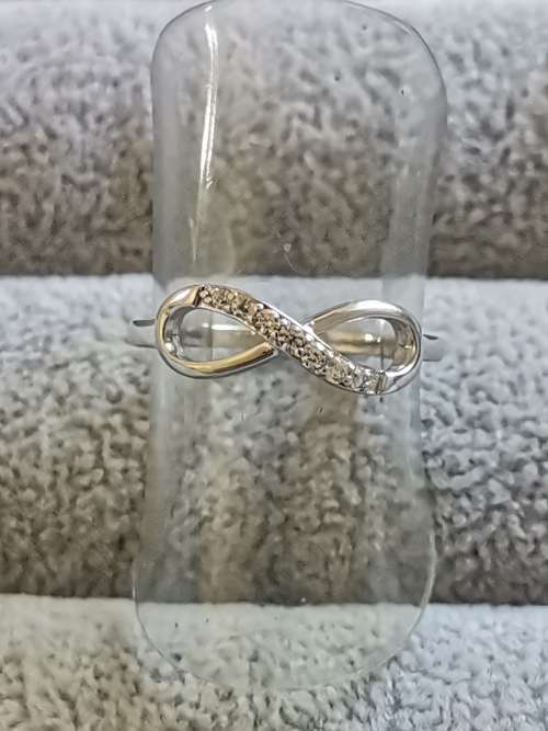 DISCOUNT!!! Silver Infinity Ring