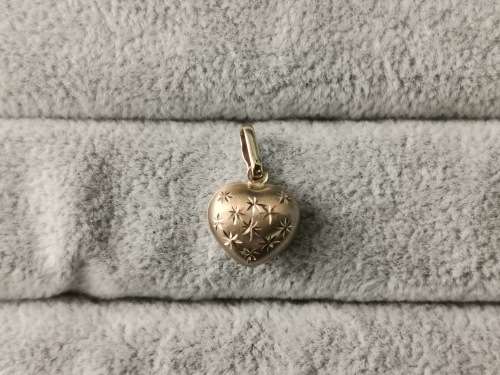 9ct Gold Heart Pendant