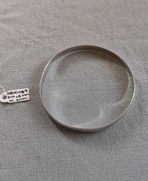 **R1 Auction**  Flat Silver Bangle