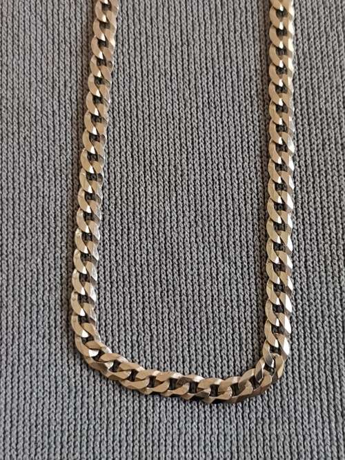 **R1 Auction** Silver Curb Chain