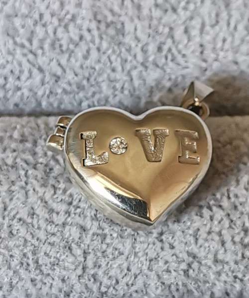 DISCOUNT!!! Silver Heart Locket