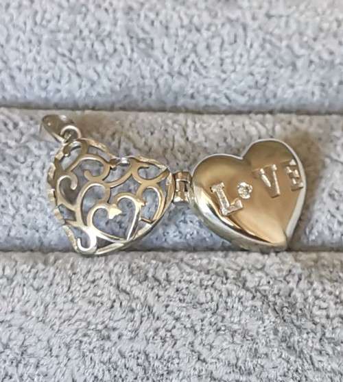 DISCOUNT!!! Silver Heart Locket