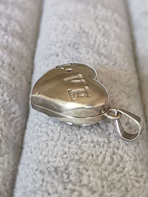DISCOUNT!!! Silver Heart Locket