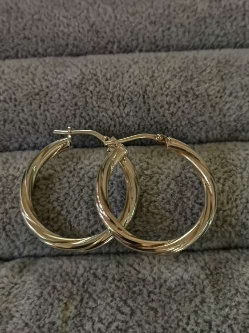 DISCOUNT!!! Silver Hoop Earrings