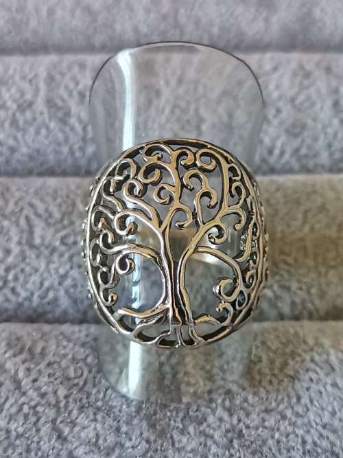 **R1 Auction** Silver Tree of Life Ring