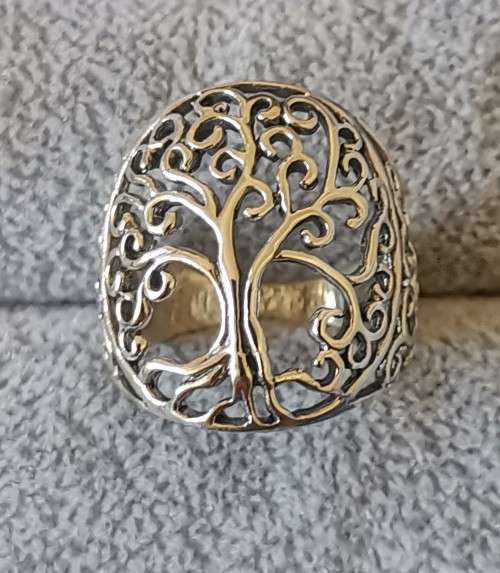 **R1 Auction** Silver Tree of Life Ring
