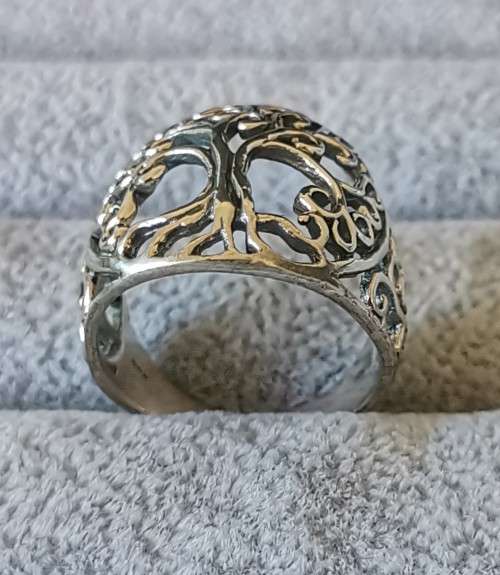 **R1 Auction** Silver Tree of Life Ring