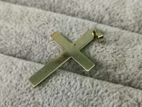 Simple 9ct Gold Cross Pendant