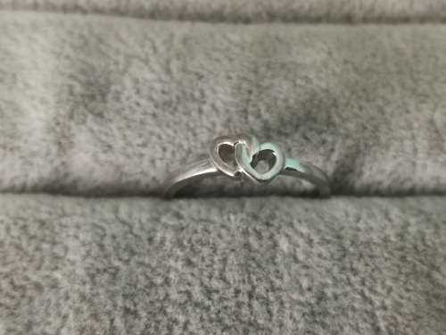 *R1 Auction* Silver Heart Ring