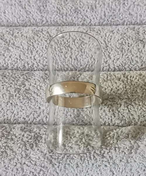 *R1 Auction* Plain Silver Ring