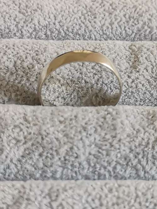 *R1 Auction* Plain Silver Ring