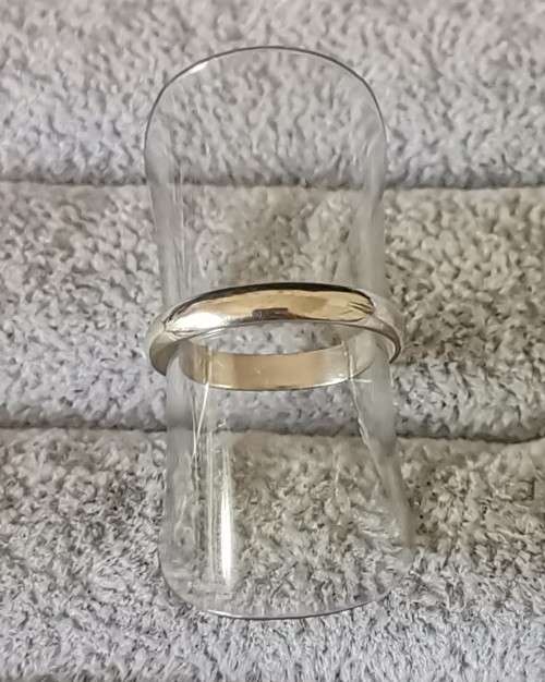 *R1 Auction* Plain Silver Ring