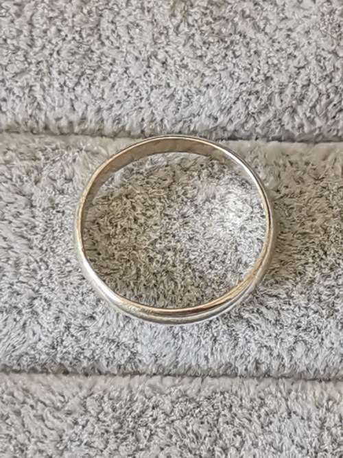 *R1 Auction* Plain Silver Ring