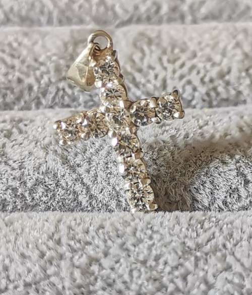 DISCOUNT!!! Small Silver Cross Pendant