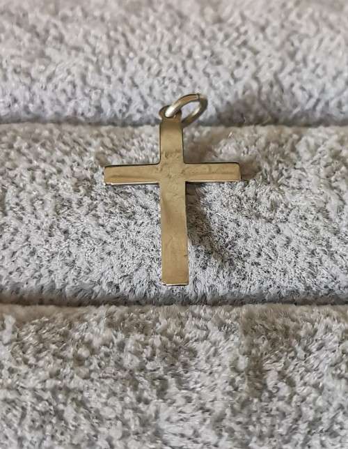 DISCOUNT!!! Small Silver Cross Pendant