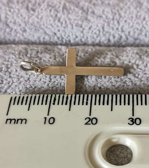 DISCOUNT!!! Small Silver Cross Pendant