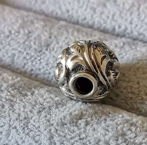 DISCOUNT!!! Detailed Silver Pendant