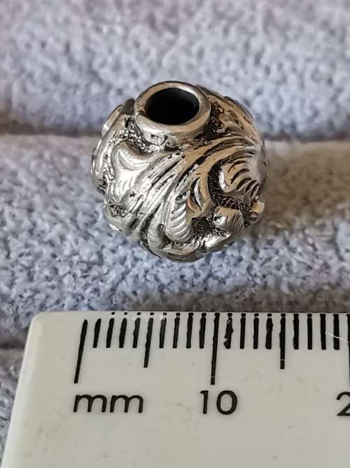 DISCOUNT!!! Detailed Silver Pendant