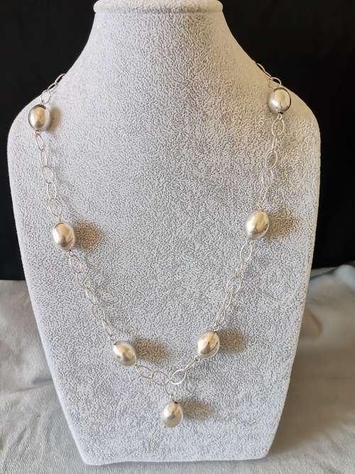 **R1 Auction**  Bulky Silver Chain