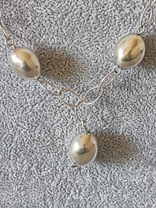 **R1 Auction**  Bulky Silver Chain