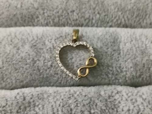 9ct Gold Heart Pendant
