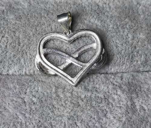 DISCOUNT!!! Silver Infinity Heart Locket