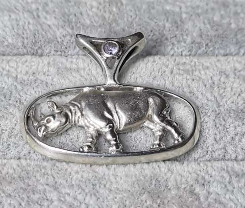DISCOUNT!!! Silver rhino Pendant