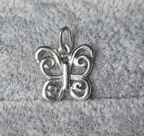 DISCOUNT!!! Cute Silver Butterfly Pendant