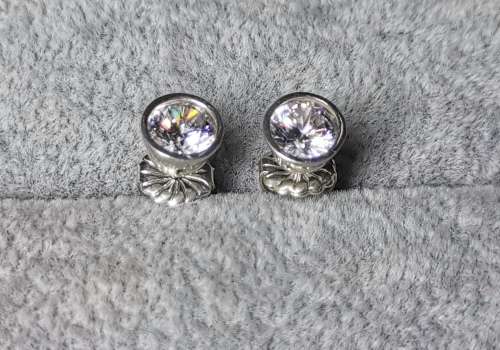DISCOUNT!!! Silver Stud Earrings