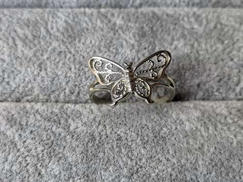 DISCOUNT!!! Silver Butterfly Ring
