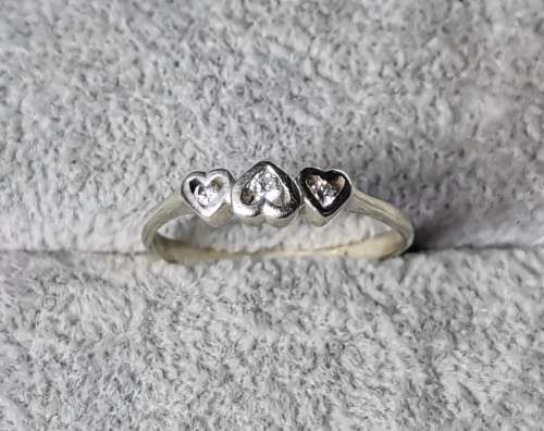*R1 Auction* Silver Heart Ring