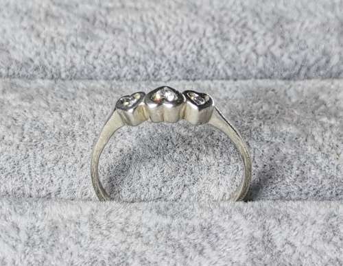 *R1 Auction* Silver Heart Ring