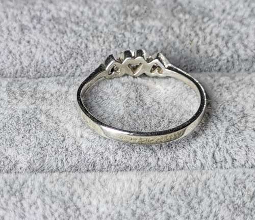 *R1 Auction* Silver Heart Ring