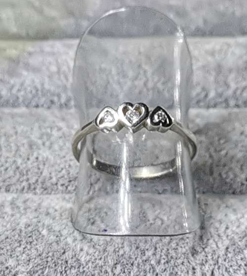 *R1 Auction* Silver Heart Ring