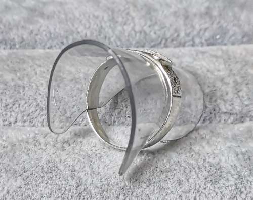 *R1 Auction* Silver Belt Ring