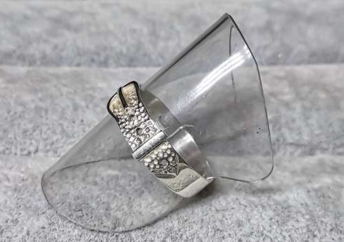 *R1 Auction* Silver Belt Ring