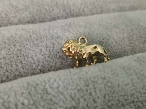 9ct Gold Lion Charm