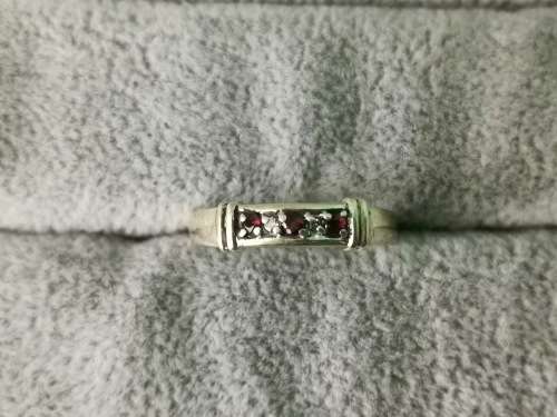 9ct Gold Ruby Ring