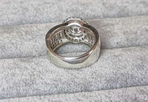 Dazzling Silver Ring