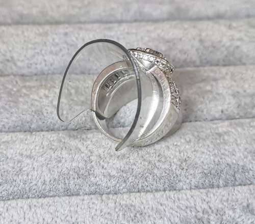 Dazzling Silver Ring