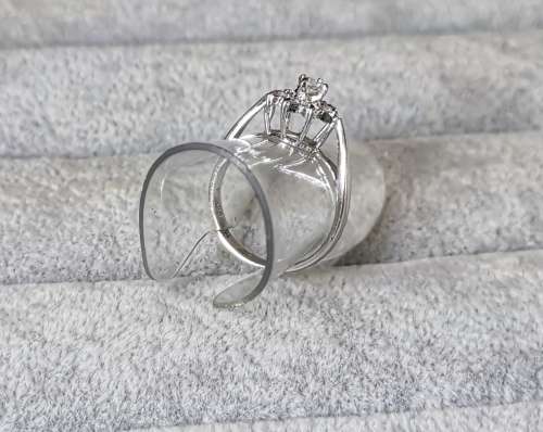 Silver Flower Ring
